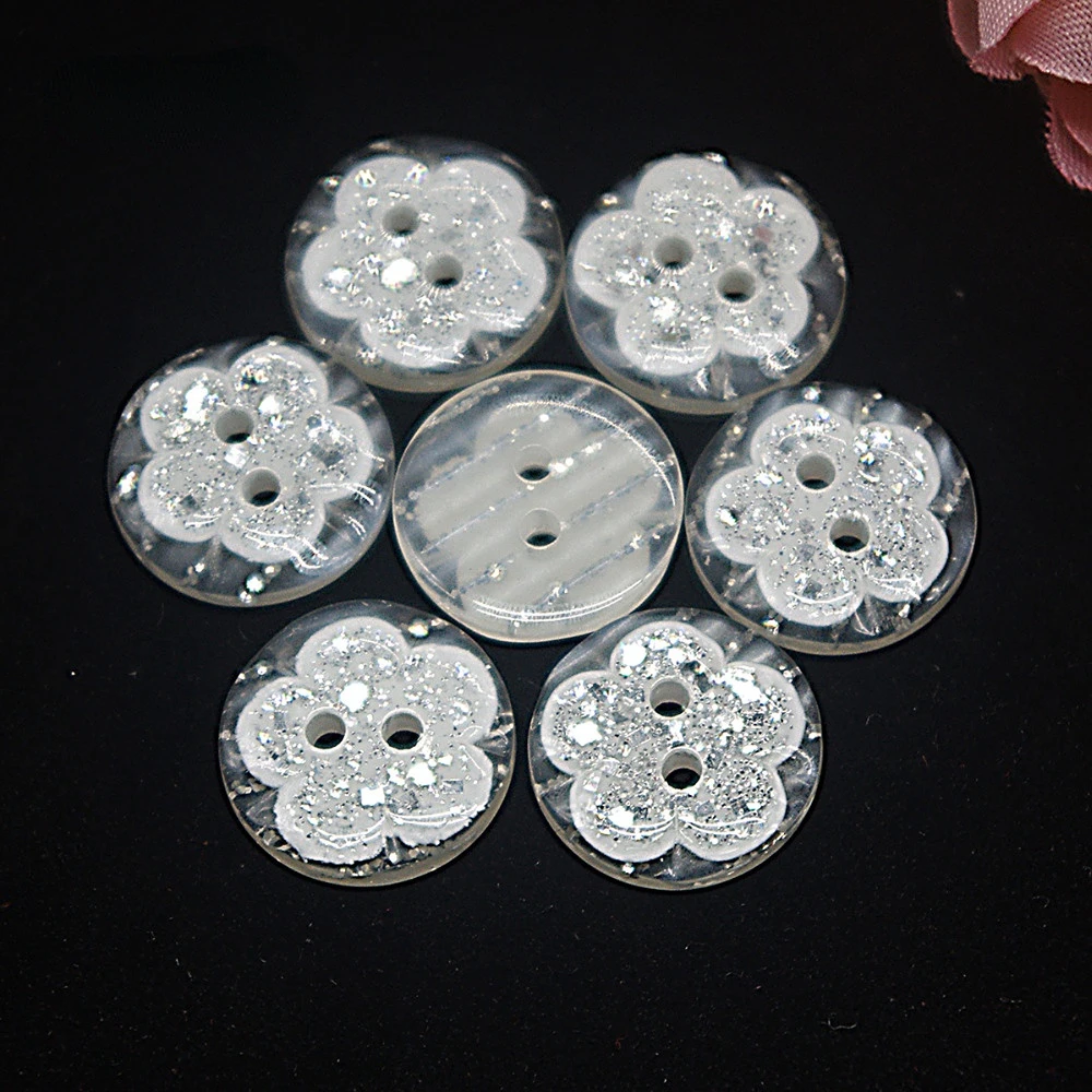 50 Uds. Botón de costura de resina Scrapbooking flor redonda dos agujeros 15mm Costura Botones decorar bottoni botoes