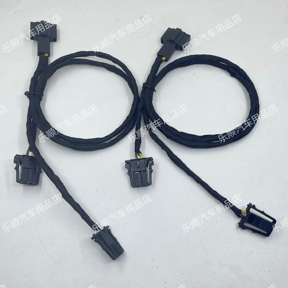 Audi A3S3Q2L equipped with BO mid range horn non-destructive wiring harness for door mid range horn BO horn adapter cable