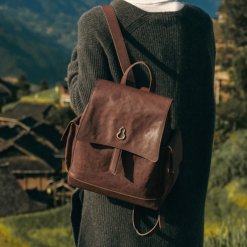 BAMPO 2025 حقيبة جديدة من جلد البقر المحبب حقيبة ظهر نسائية ذات سعة كبيرة حقيبة ظهر من الجلد المدبوغ بالخضراوات