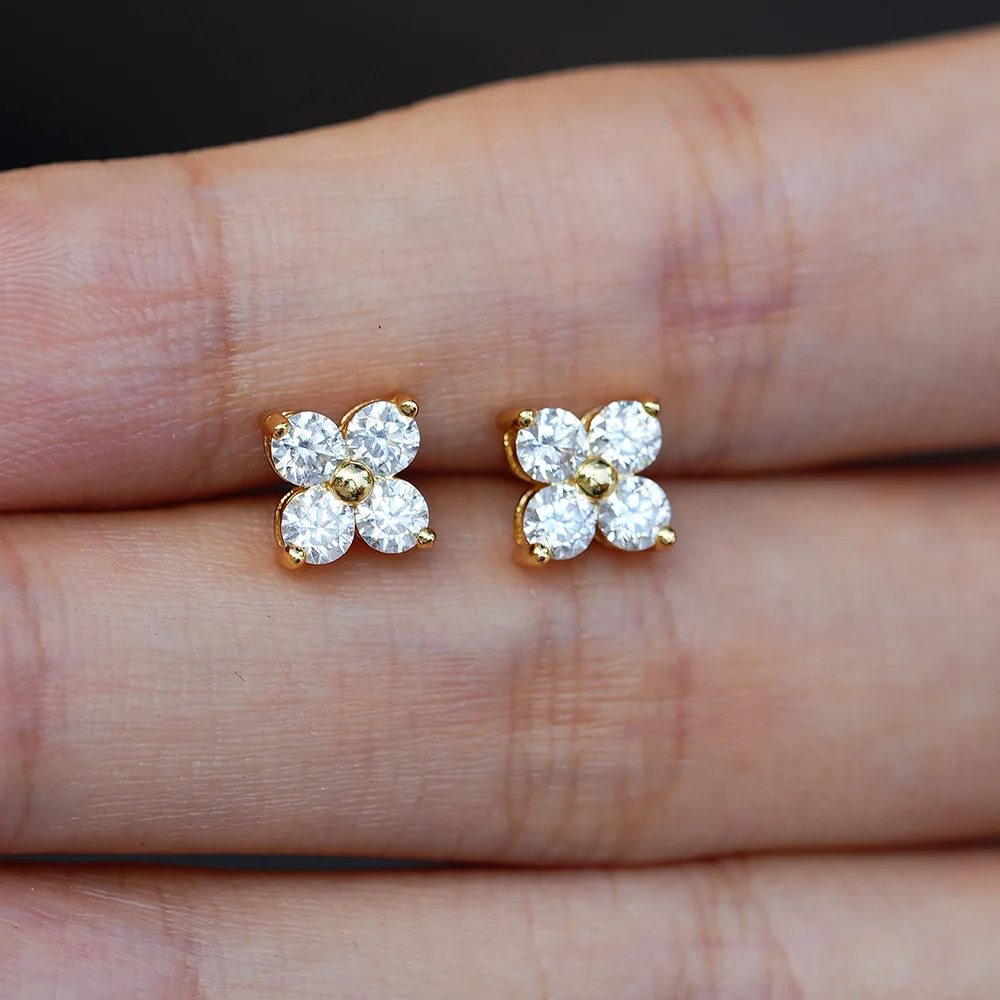 

Luxury 100% Real 18k Gold Women's Four Diamond Earrings D-color Moissanite Earrings