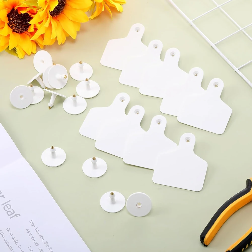 L74A 100 Pieces Blank Cow Ear Tags Large Plastic Livestock Ear Tags for Cow Horse Dog Pig Goat Sheep Farm Management White