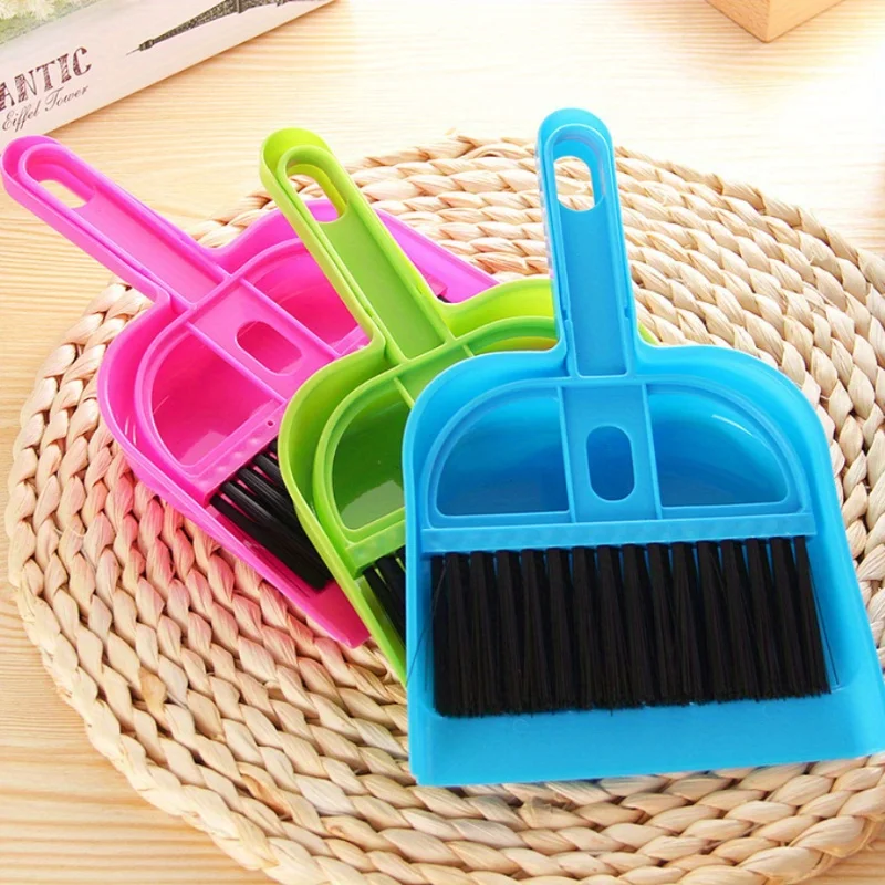 1pc Desktop brush, computer brush, keyboard brush, mini desktop cleaning brush, small broom, dustpan set, and shovel brush