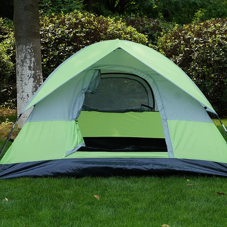 Outdoor camping hand set up a 2-person tent, mosquito-proof and rainproof, thickened double-layer field tourism
