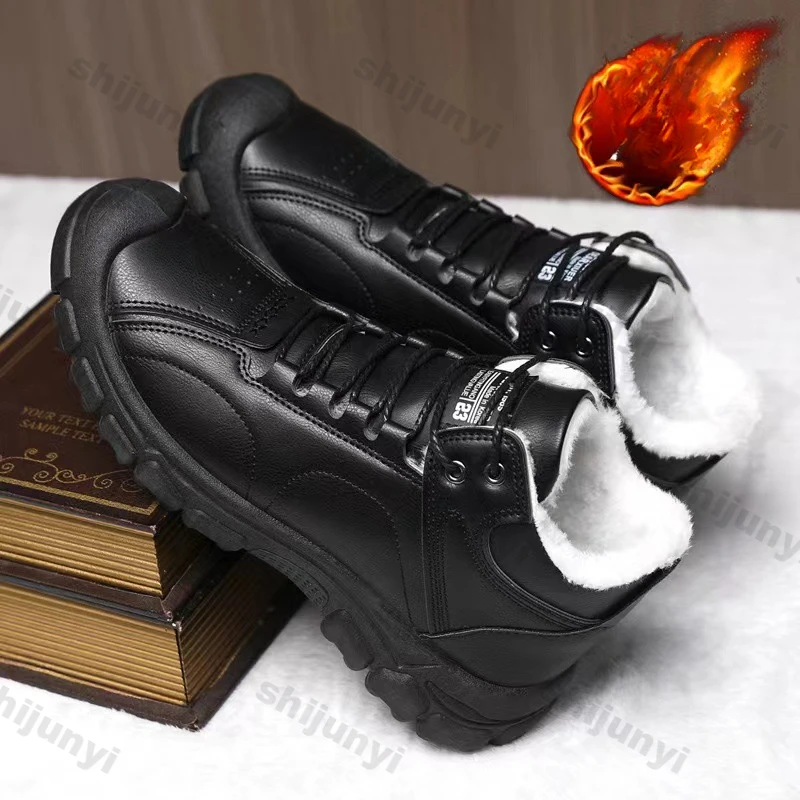 Botas de nieve con suela gruesa para hombre, zapatos de algodón de felpa, cálidos, antideslizantes, con cordones, informales, novedad de otoño, 2024