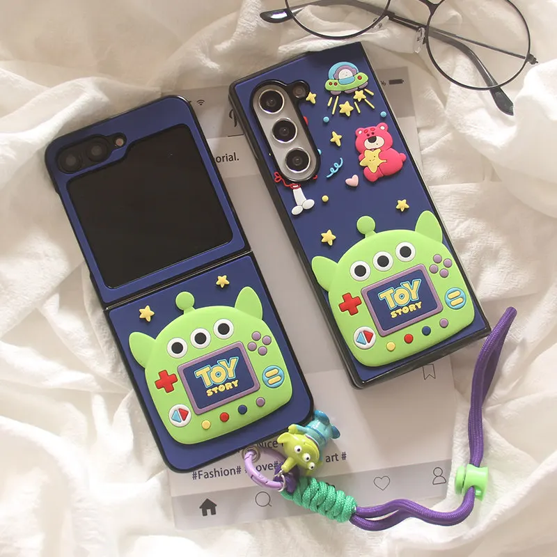 Toy Story Alien is suitable for Samsung Galaxy Z Flip 3 4 5 6 7 Galaxy Z Fold 3 4 5 6 7 mobile phone protective case