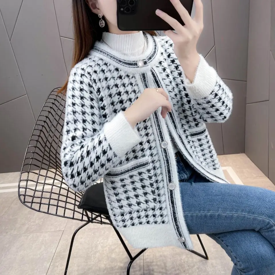 

Faux Mink Jacket Swallow Women Short Coat Cardigan Tops Loose Knitwear Elegant Style 2023 Spring New Loose Temperament Y50