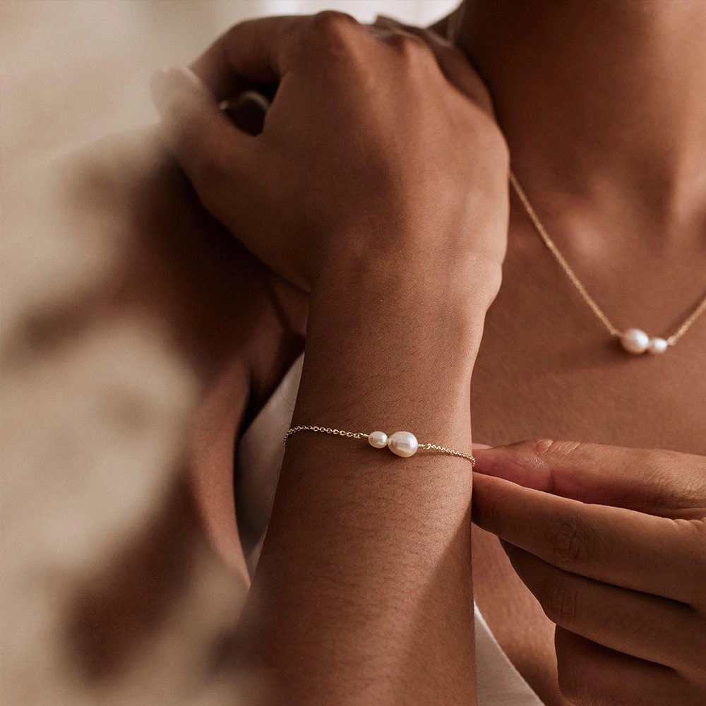 Hochwertiges Wasserdichtes 18k Vergoldetes Armband für Frauen Mini Süßwasserperlen Edelstahl Modeschmuck Geschenk
