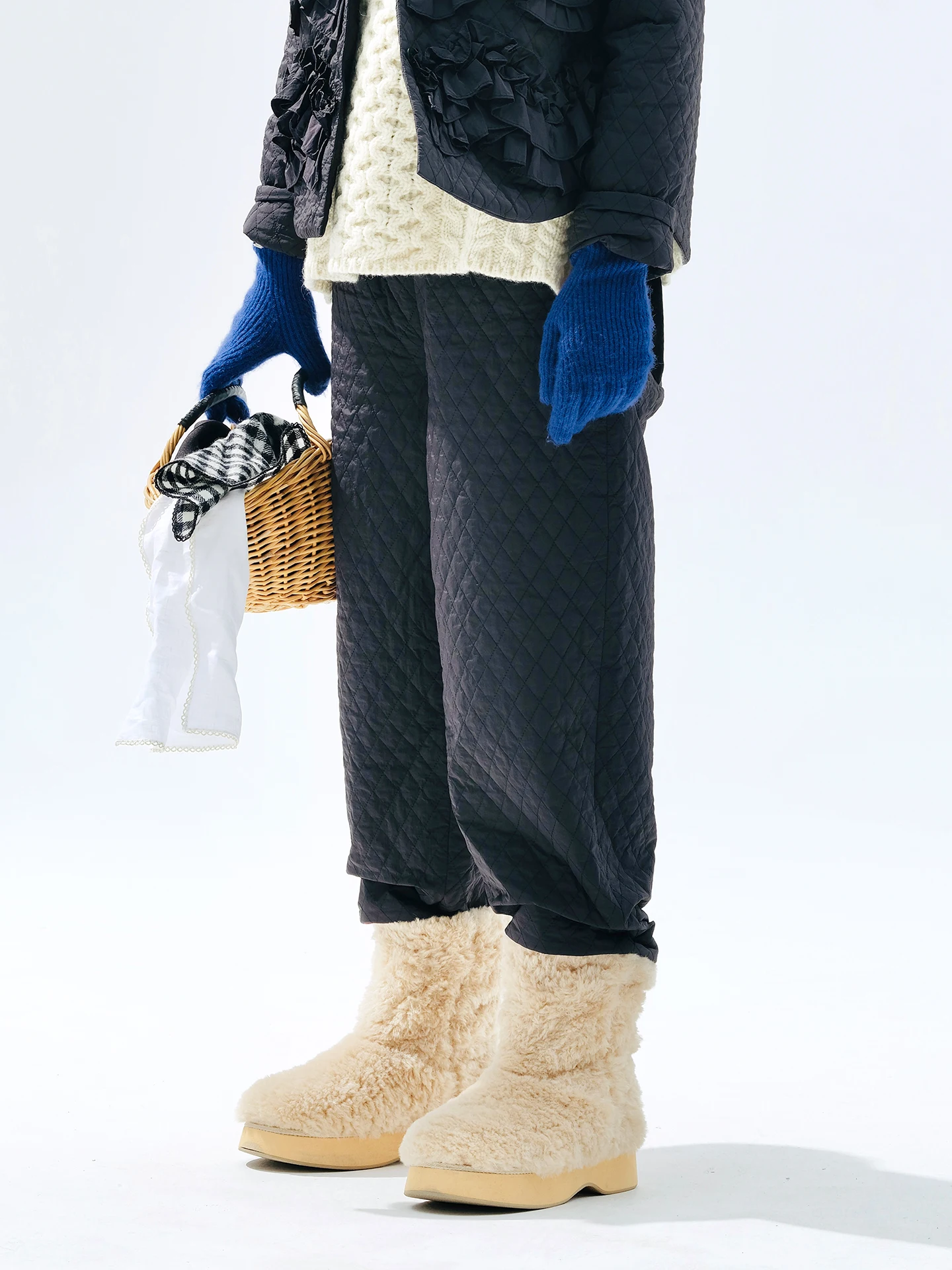 

Women's Winter Thickened Cotton Radish Pants imakokoni 2025 Winter Quilted Radish-Style Cotton Pants 255300