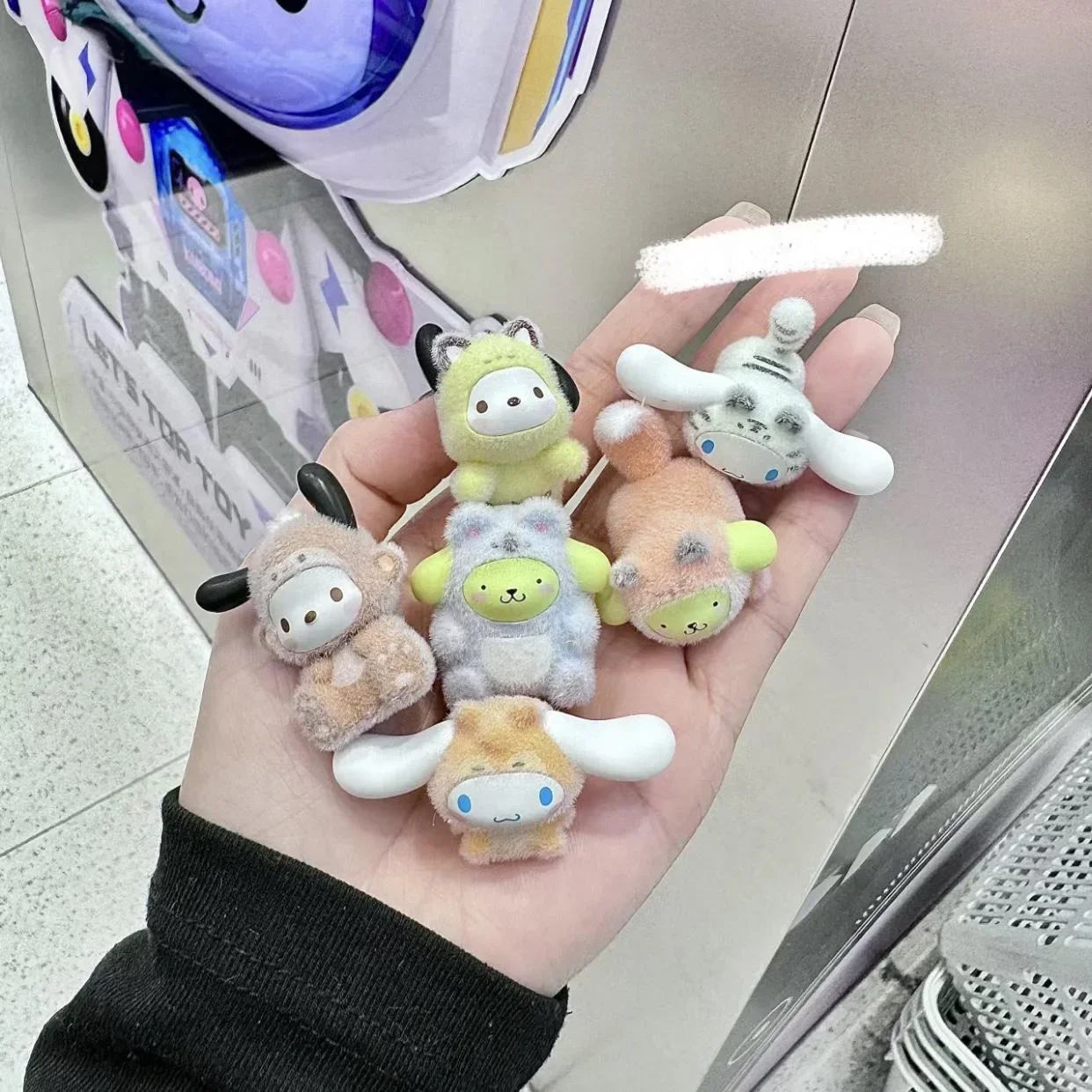 

Набор мини-фигурок Kitty Dogs Forest Friends Series в слепых пакетах: милые коллекционные игрушки, декор для рабочего стола, подарочный набор