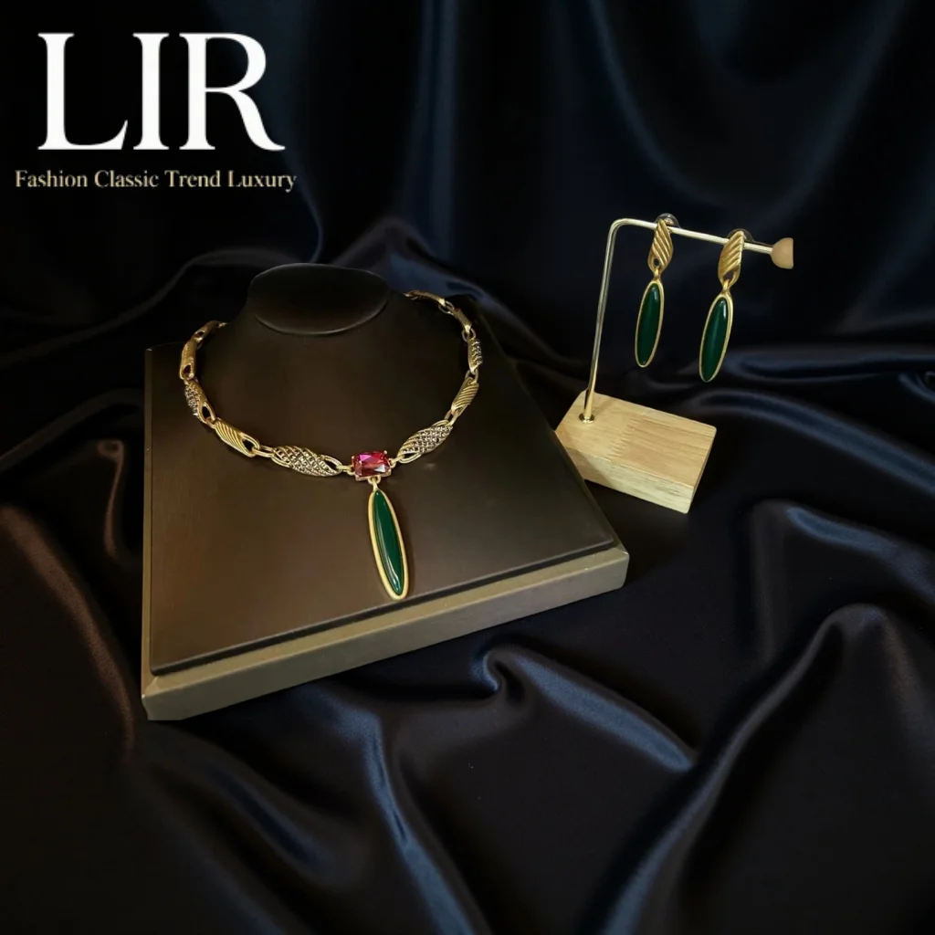 

LIR 2025 Новый комплект ювелирных изделий из стекла в стиле ретро: ожерелье, серьги с цирконами, изысканные детали, качество премиум-класса,