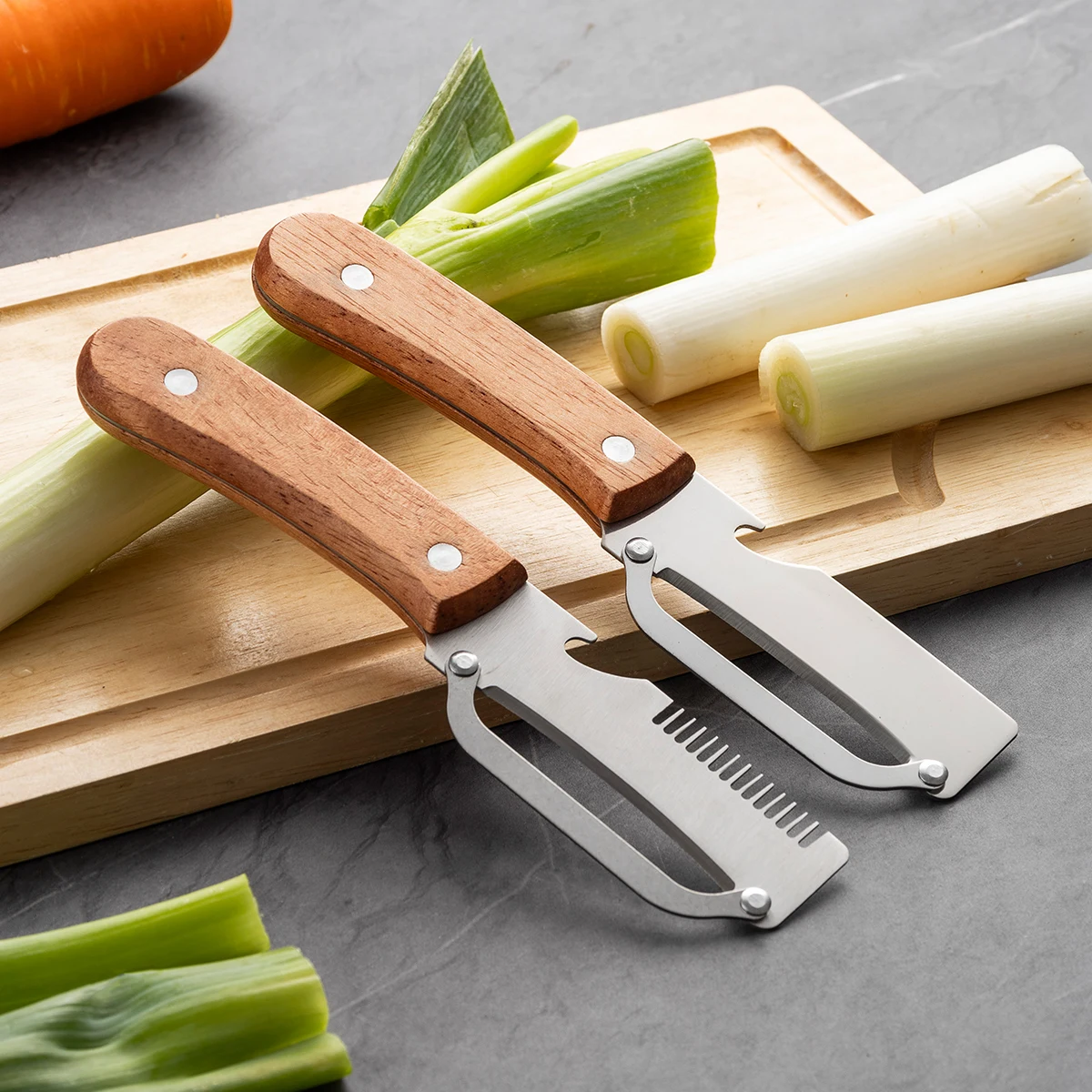 1PC/2PCS/3PCS/Multi-functional peeler, kitchen fruit knife, melon ricer, wooden handle potato peeler, sugarcane knife