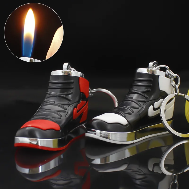 

New Shoe Shaped Keychain Inflatable Lighter Portable Keychain Pendant Butane Gas Open Flame Outdoor Lighter Men's Small Gift