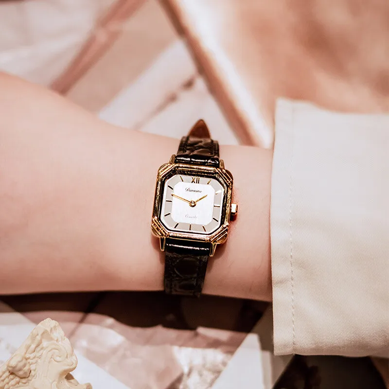New, SimpleStylishAnd Luxurious Watch; High-Quality Timepiece; Fashionable Quartz Watch; Elegant Women'S Watch; Women'S Series.