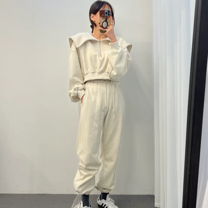 

Весенний модный комплект 2026: худи и брюки с молнией и большим воротником, молодежный дизайн, полиэстер