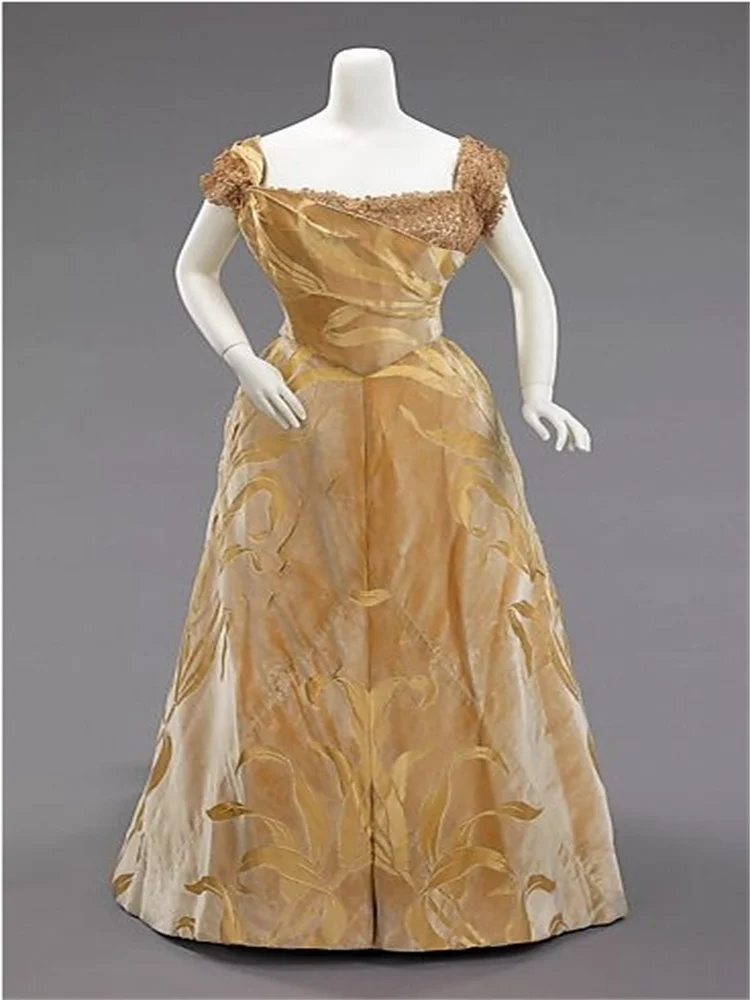 1899s French Victorian Off Shoulder Bustle Dress Costume Renaissance Vintage Royal Court Ball Gown Custom Made