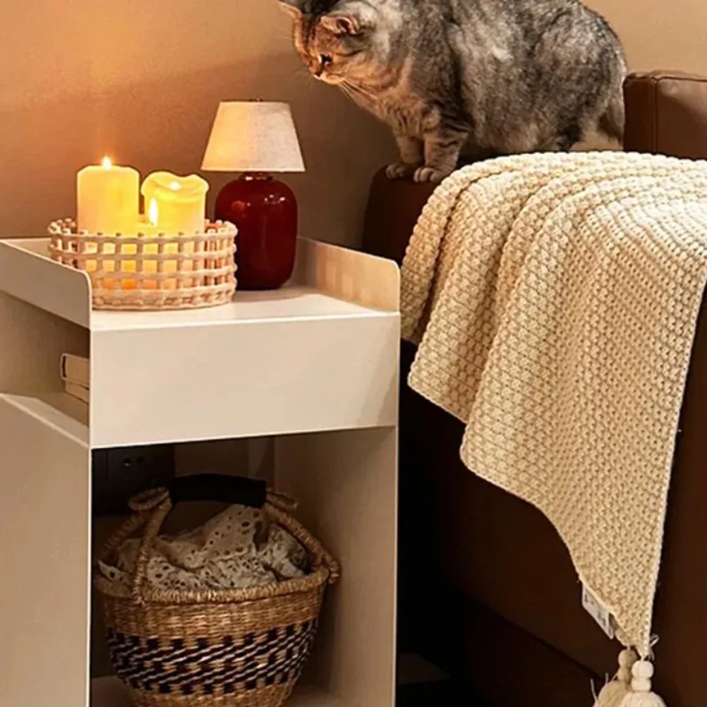 Minimalist Metal Coffee Tables Creative Side Table Bedroom Bedside Tables Movable Storage Edge