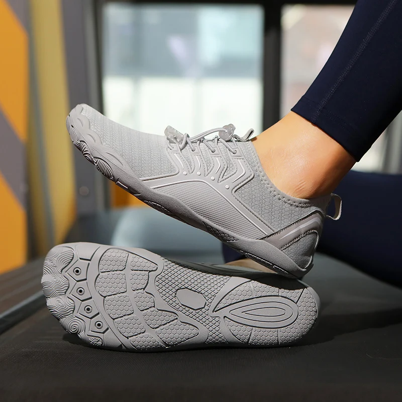 2026 New Model Sailing Shoes, New Water Shoes for Women, Outdoor Hiking and Water-Wading Beach Shoes, Breathable Quick-Dry Non-Slip Swimming Shoes