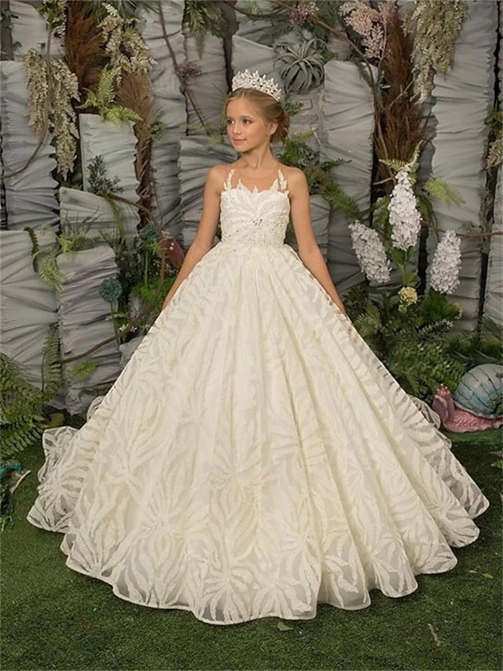 White Ball Gown Chapel Train Flower Girl Dress Lace Tulle Sleeveless Embroidered Party Costume A-Line Princess Prom Dress