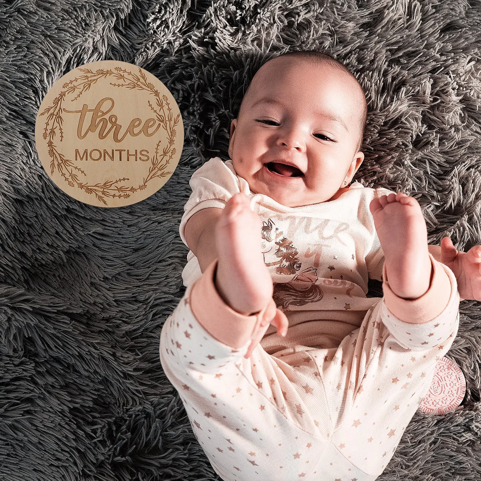12Pcs Baby Monthly Growth Cards Wooden Infant Milestone Photo Props for Social Media Sharing First Year Commemorative Recording