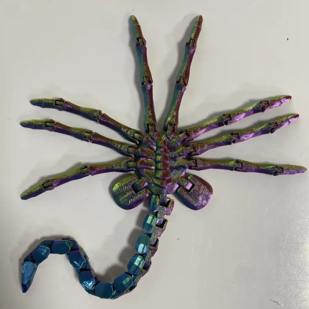 Alien Facehugger Model With Flexible Joints for Creative Collection Alien Face Hugging Insect Model Desktop Decoration