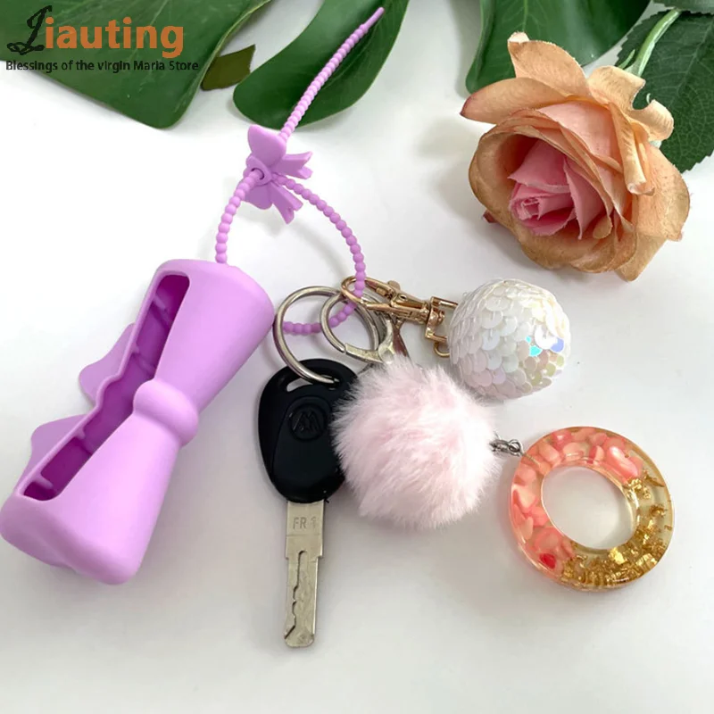 القوس كاندي الفول السوداني شكل سيليكون غطاء أحمر الشفاه سلاسل المفاتيح المحمولة بلون أحمر الشفاه حقيبة التخزين خفيفة الوزن حامل بلسم الشفاه #3