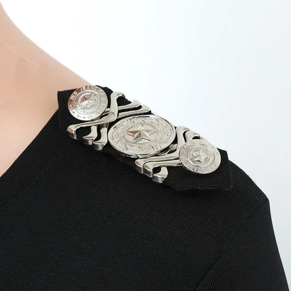 Pin Club Tassel Chain Epaulette Cool Crystal Rivet Shoulder Badges Breastpin Shiny Jacket Vintage Brooch Party