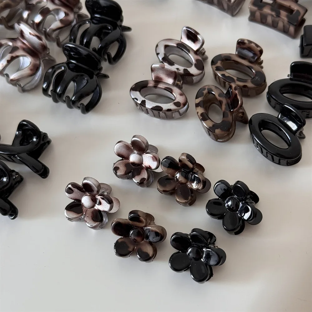 Thumbnail 4 - #56 Trending Metal Hair Clip Sets Right Now