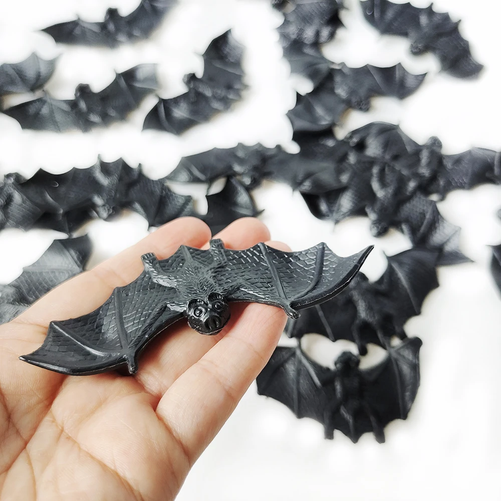 10Pcs Halloween Decorations Artificial Bat Plastic Fake Bat Toys Black Luminous Bat Halloween Party Prank Cosplay Props Supplies