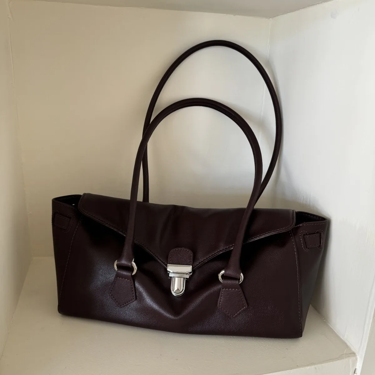 

New niche Boston bowling bag for women 2025 new high-end one shoulder underarm bag