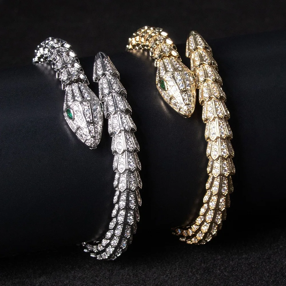 

New Women's Zircon-Encrusted Snake Bracelet, High-end luxury Fashion Jewelry, Suitable for Banquets and Anniversaries.