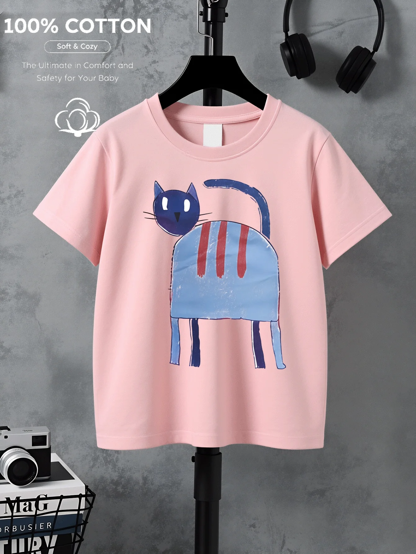 Blue Cat Red Stripe Printed Machine Washable Outdoor Activity Top Comfortable and Fun Round Neck Parent Child T-shirt