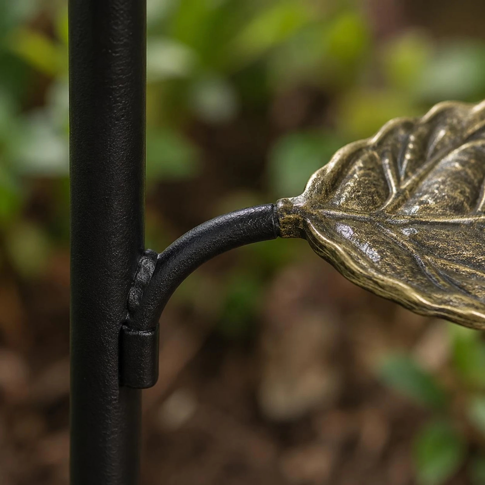 Leaf Tray Bird Feeder Yard Stake Bird Feeder Outdoor Decor Garden Metal view 5