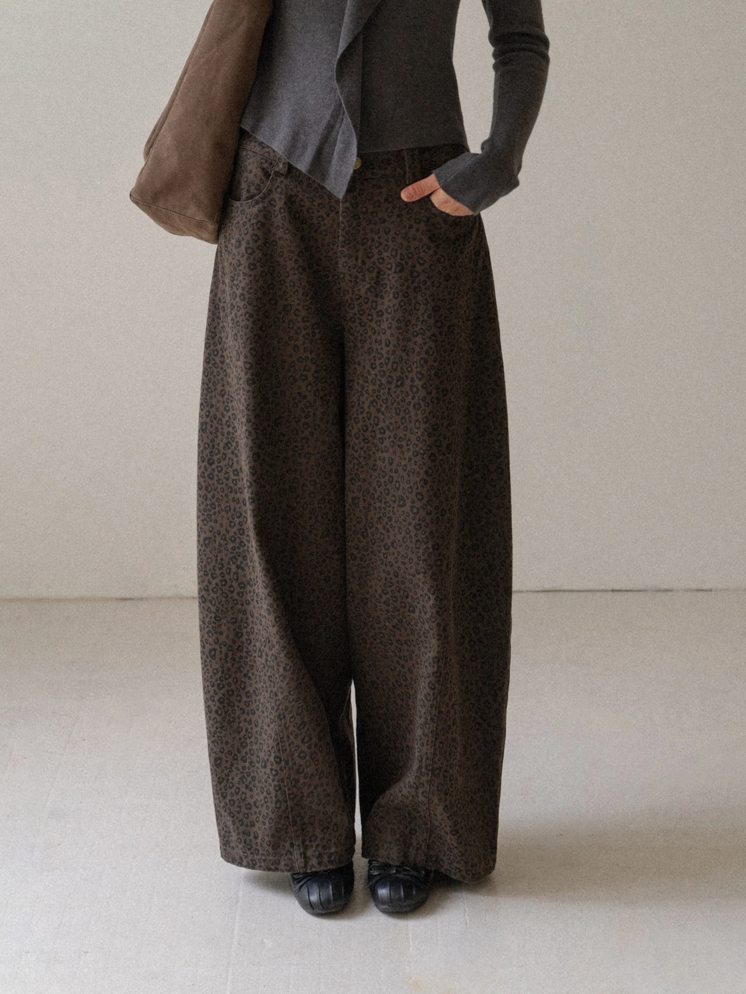 

Женские широкие джинсы Eggka Coffee Color с ретро-леопардовым принтом, весенне-осенние, с высокой талией, свободные, повседневные, для работы и отдыха