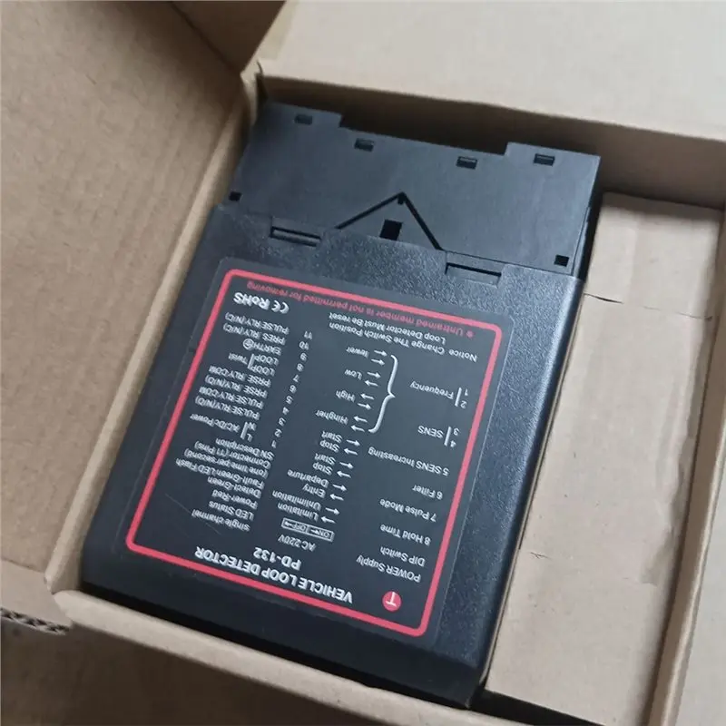 B27B Single-Channel Inductive Barrier Gate PD132 Vehicle Detector Parking Lot Straight Barrier Gate 220V