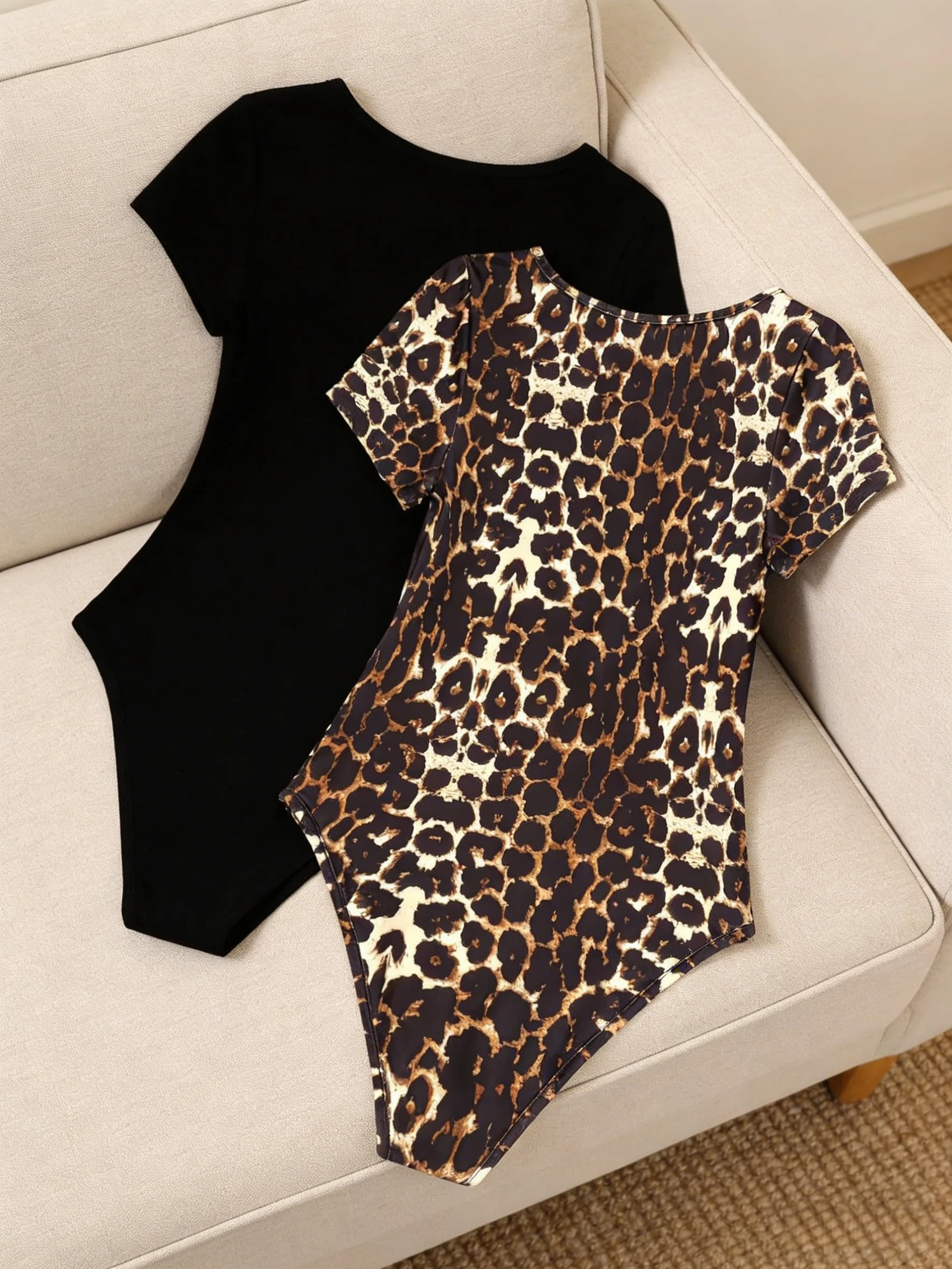 Women Square Neck Short Sleeve Bodysuit 2 Pack Leopard Print And Solid Color Form Fitting Bodysuit