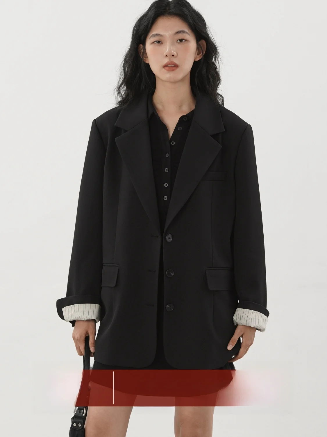 

Женский пиджак EIGHTHMONTH оверсайз свободного кроя, универсальный, стройнящий, для офиса, с коротким рукавом, на одной пуговице