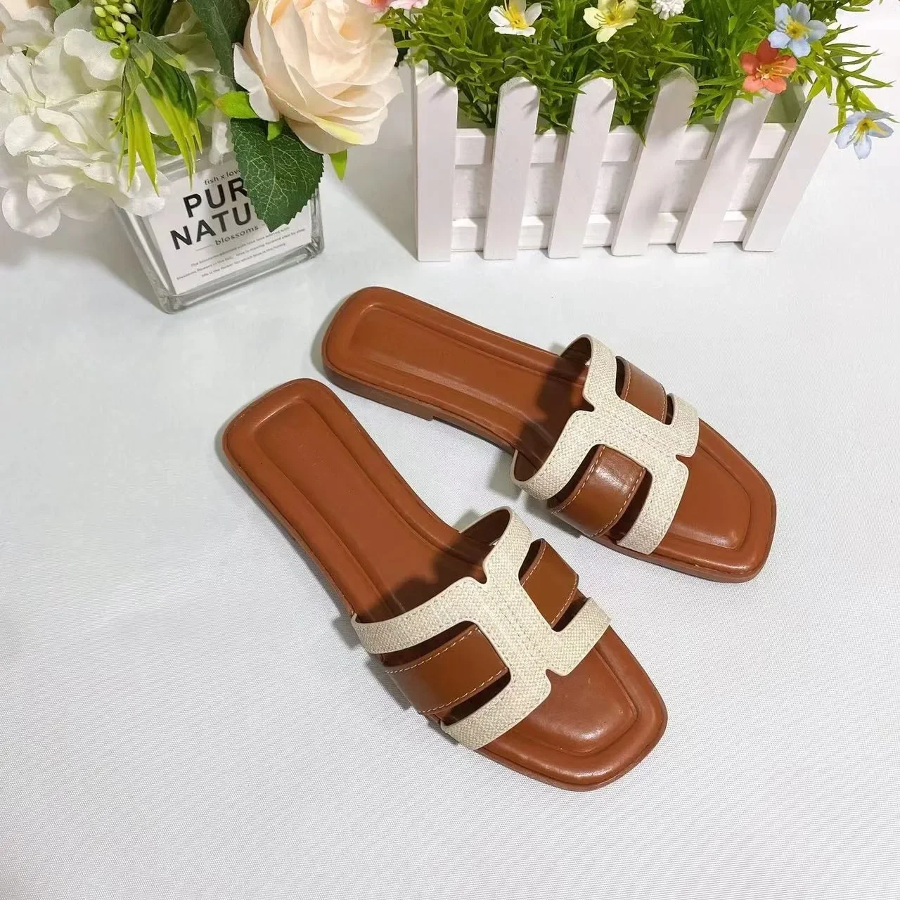 

Designer Shoes Solid Color Square Toe Slippers Plus Size Outdoor Fashion Women's Shoes