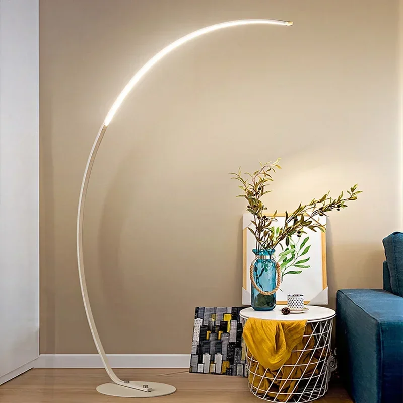 Lampade da terra moderne a LED ad arco Soggiorno per interni domestici Luci da pavimento bianche nere Dimmerabile telecomando RGB Camera da letto