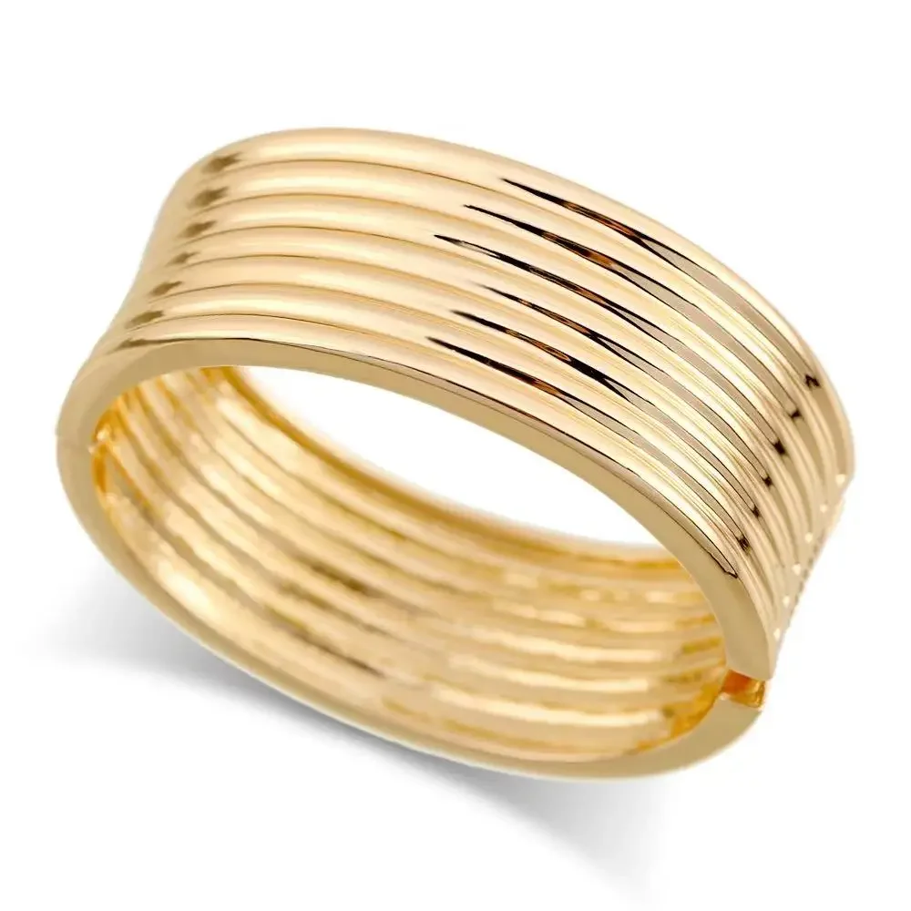 Fashionable minimalist wide version exaggerated women's bracelet  high-end feel light luxu 2026ry jewelry party new