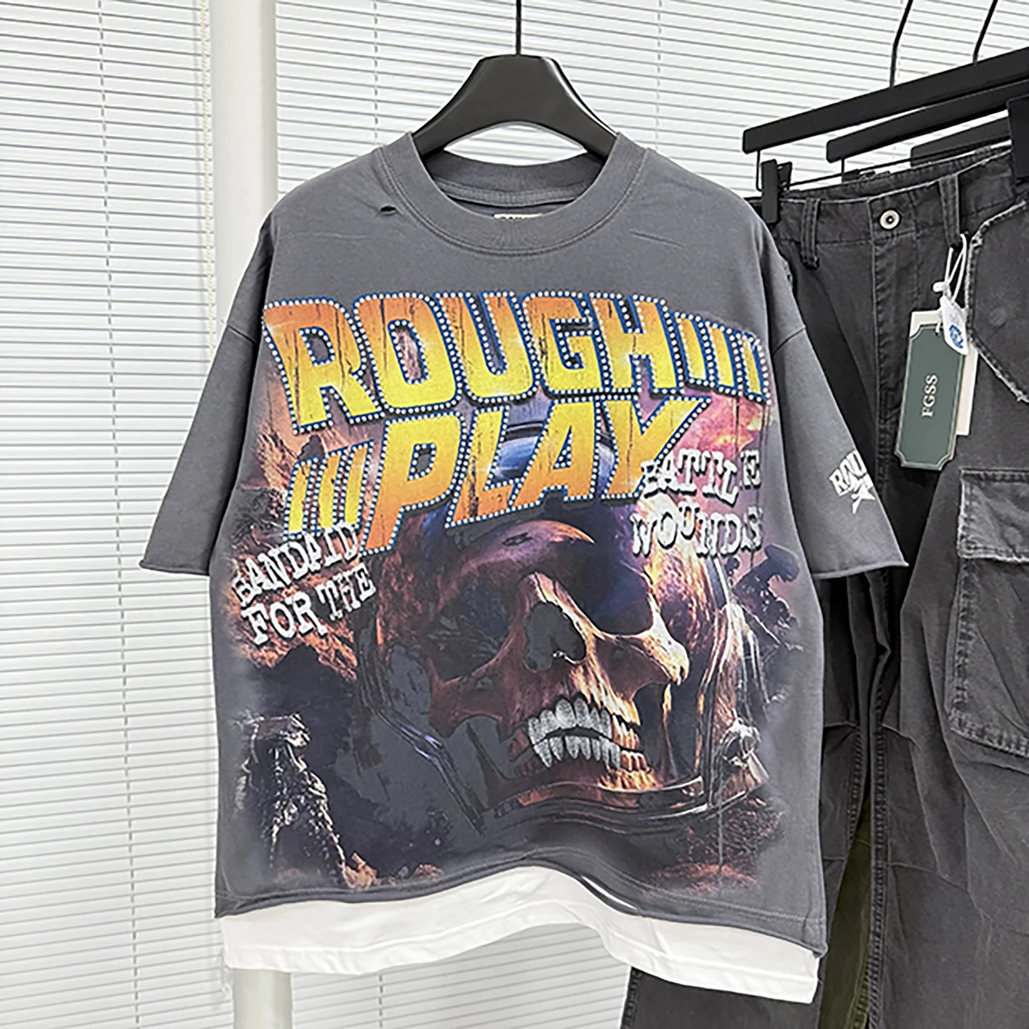 

Европейская и американская уличная одежда в стиле ретро, брендовая стираная мужская футболка RoughPlay с коротким рукавом и стразами, принтом черепа, свободная мужская футболка ROUGH PLAY