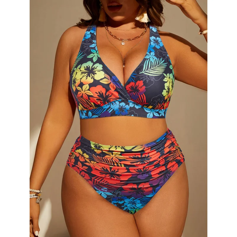 

Women's Color-Block Floral Print Bikini Set with Waist Pleats, Cross-Back Straps, and Relaxed Beachwear Style in Plus Size