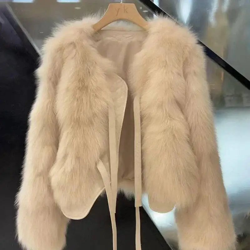 

2024 Autumn And Winter New Coat Women's Short Style Imitation Fox Fur Korean Version Versatile Lace Up Thick Top