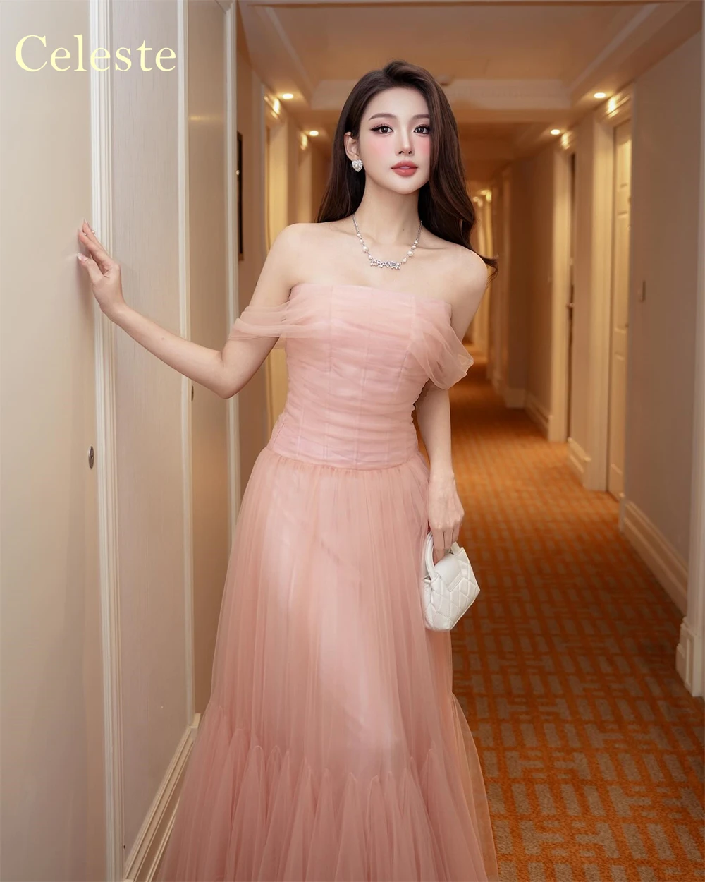 Customized Simple Pink Tulle Evening Dress Exquisite Strapless Off the Shoulder Homecoming Dresses Luxury Vestido De Festa