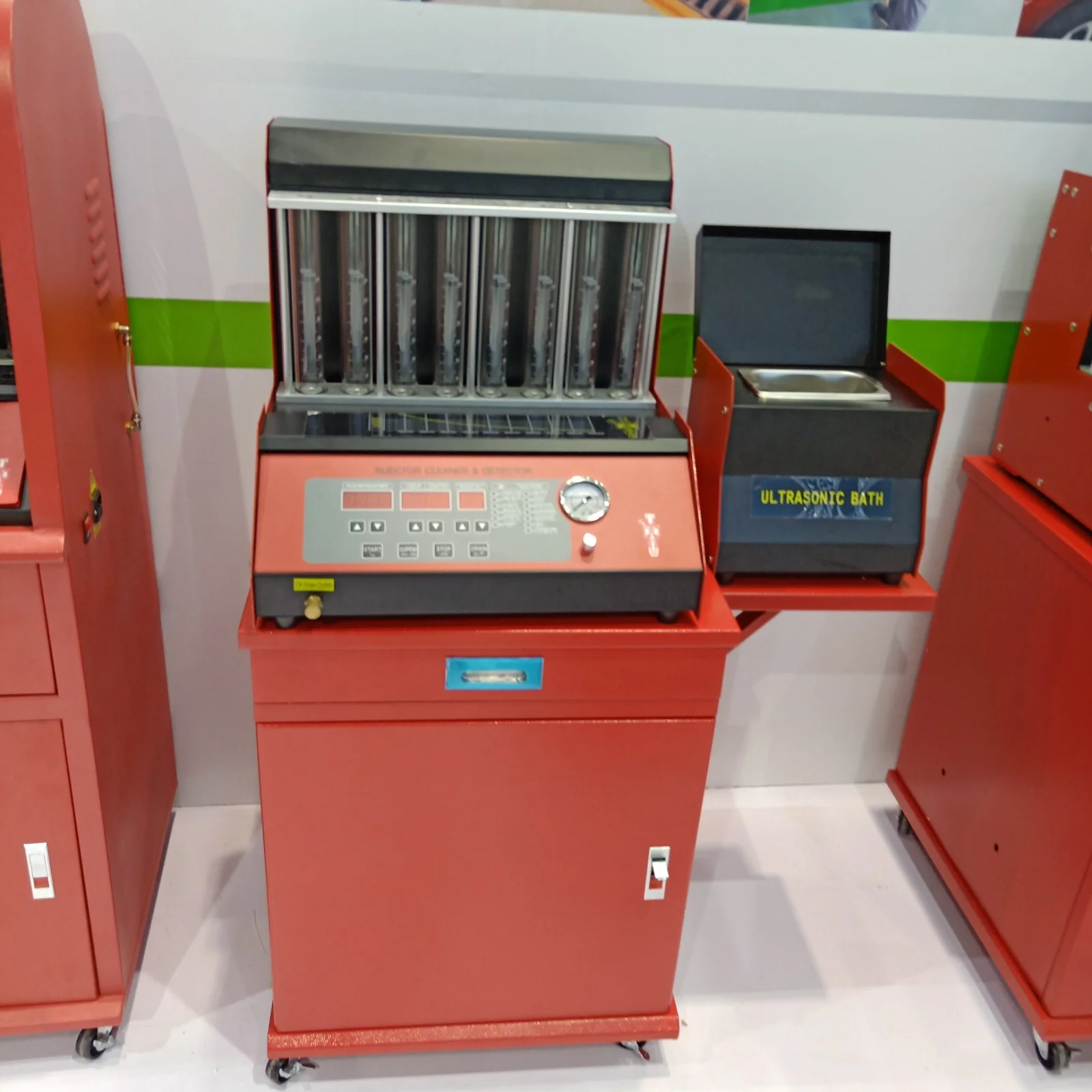 8 Cylinders Fuel Injector Testing Cleaning Machine
