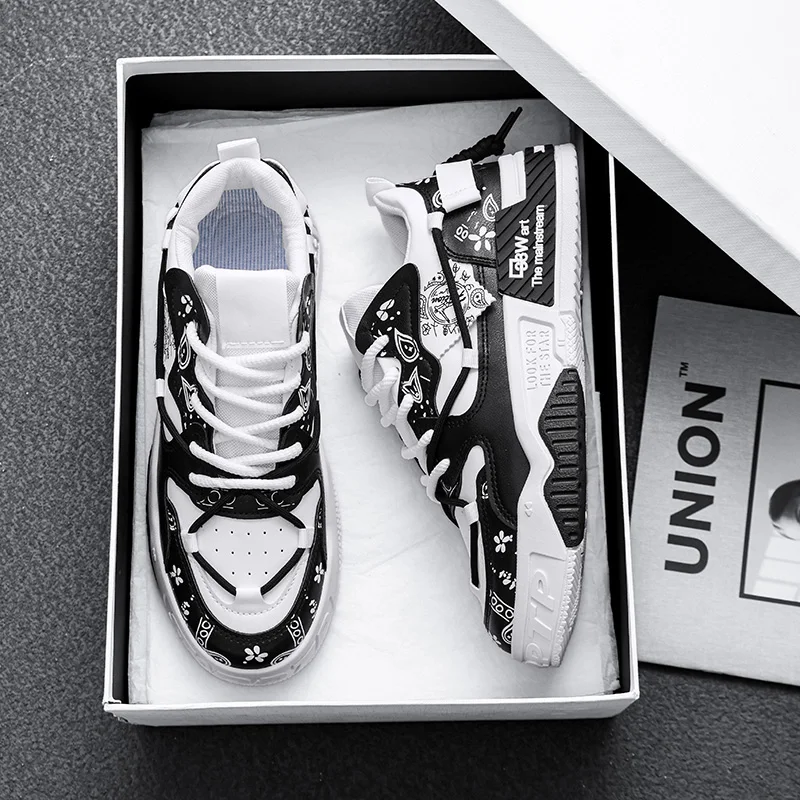 

Men's Thick Soled Casual Shoes Four Season Soft Soled Outdoor Walking Shoe Student Flat Shoe Youth Fashion Sports Board Shoes