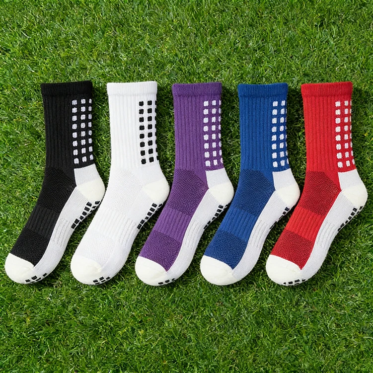 Custom Available Breathable Knitted Soccer Grip Socks Customized Pattern Football Socks With Non-Slip Foot Design Soccer Socks