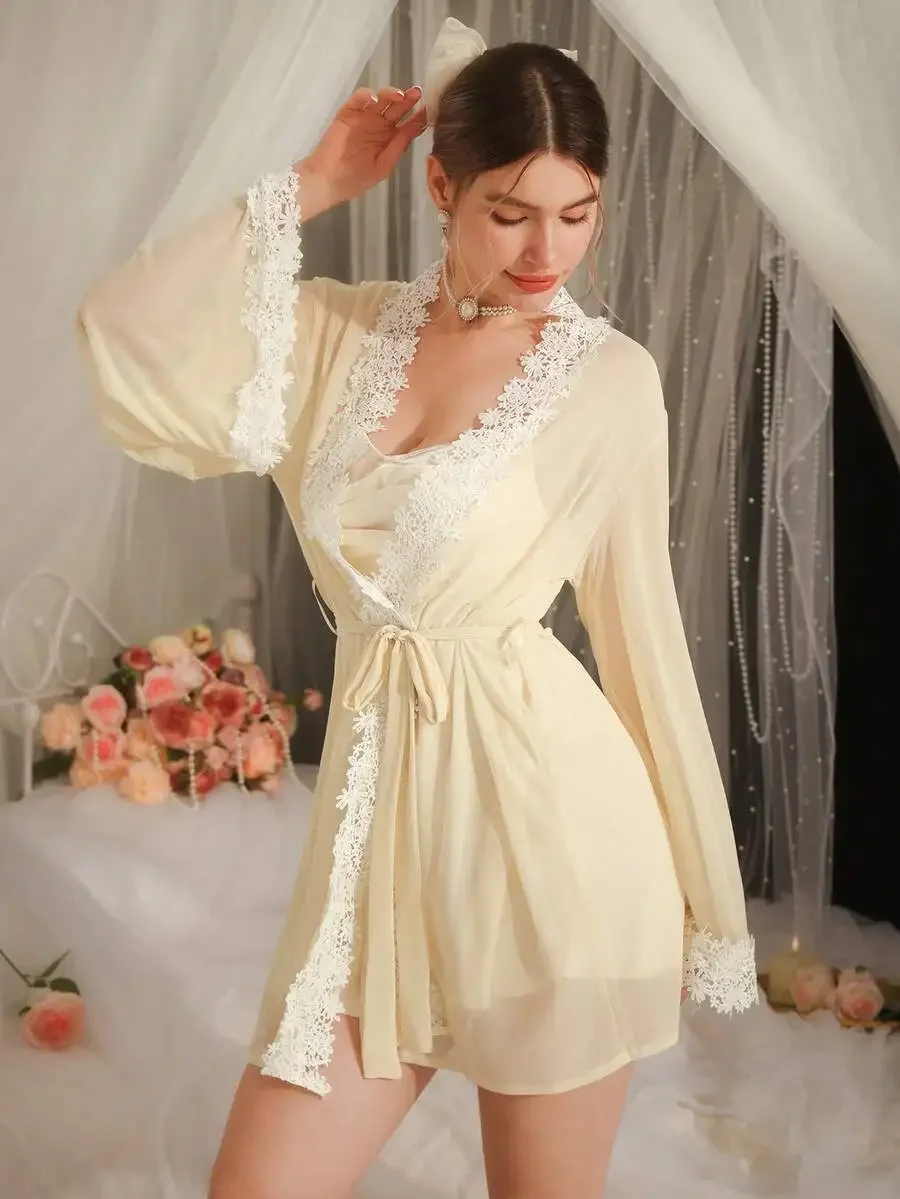 

French Retro Elegant Lace Trimmed Mesh Robe And Slip Dress Sleepwear Set For Women