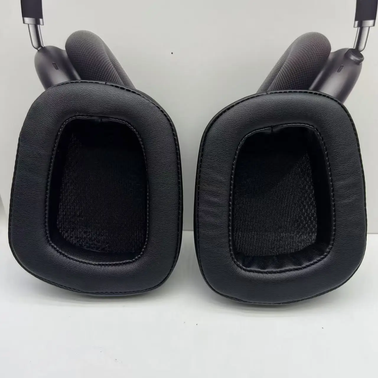 

BAOMAND For Logitech G633 G933 G399S Headset Replacement Protein Leather Ear Pads Cushion Cover Earpads