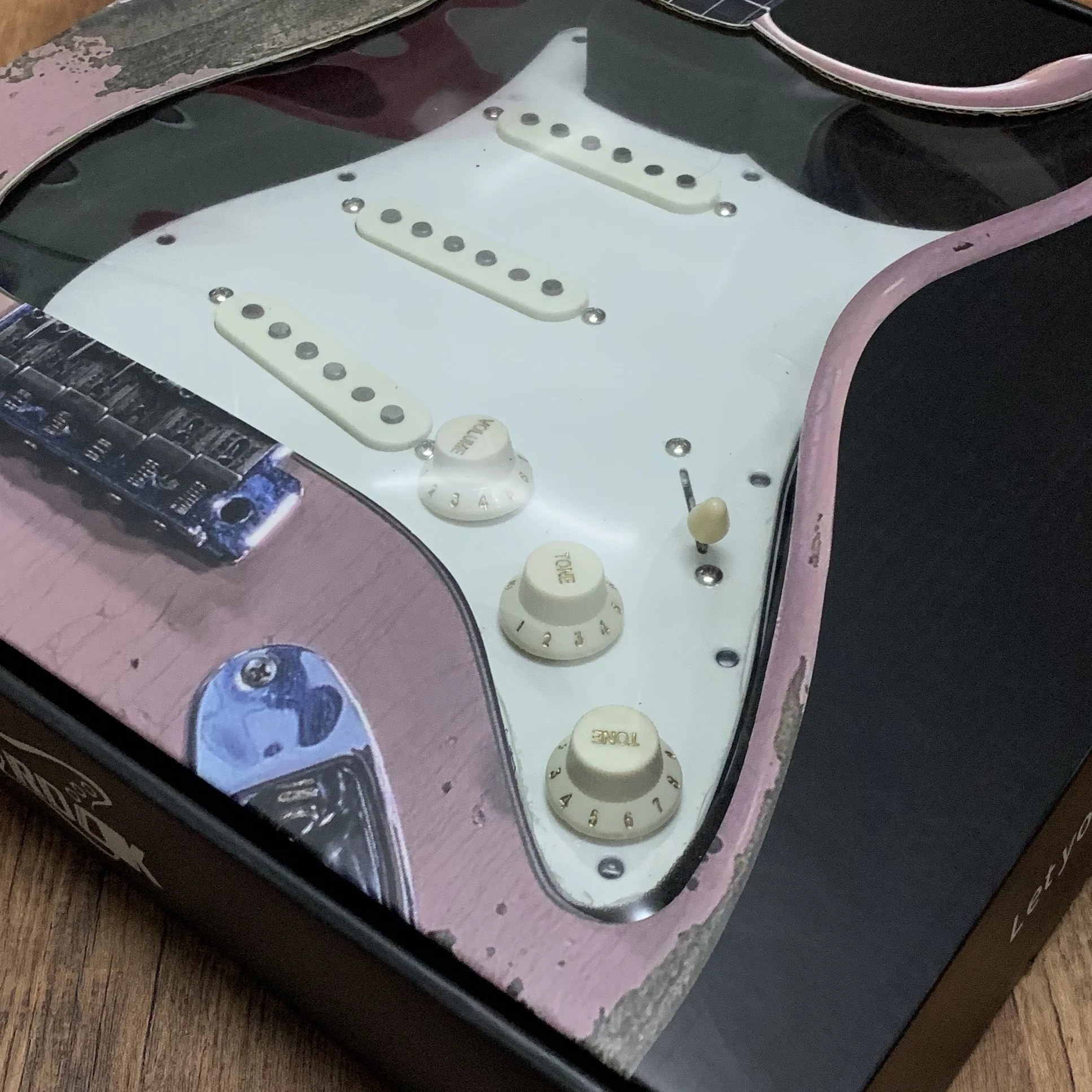 Vintage 1957 SSS Single Coil Pickup Set for Strat Guitar 8-Hole Prewired Pickguard Assembly Vintage Sound Strat Pickup Set