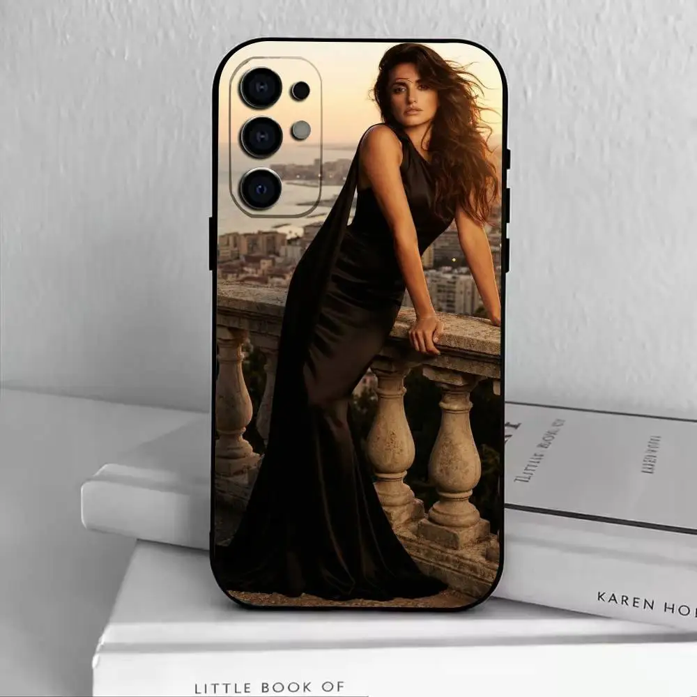 P-Penelope Cruz-A  Phone Case For Samsung S25,S24,S21,S22,S23,S30,Ultra,S20,Plus,Fe,Soft Silicone Black Cover